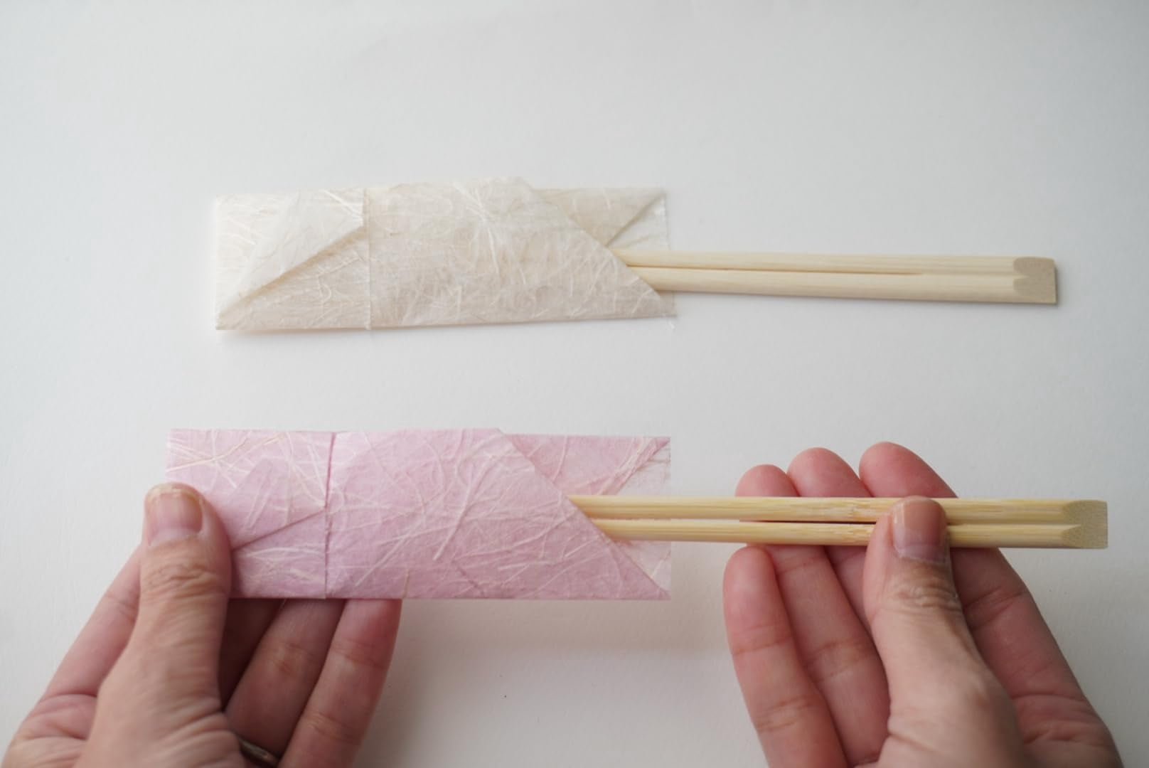 Japanese Mino Washi Origami Paper – Ogura Aka Red, 6.1" Square, 20 Sheets, Natural Hemp Fiber, Made in Japan