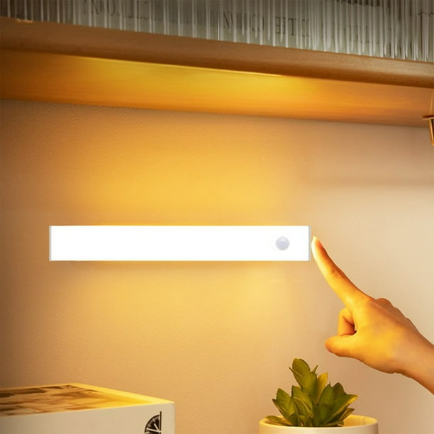 Luz LED debajo del gabinete | Lámpara de armario con sensor de movimiento | Luz nocturna magnética recargable inalámbrica | Iluminación interior brillante adhesiva | Carga USB | 12 pulgadas | Blanco