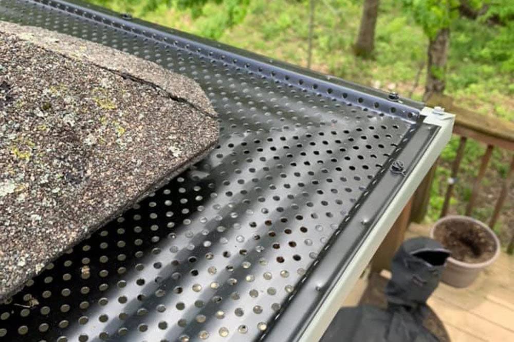 Shur Flo Gutter Guard 50 Year Gutter Cover System, Residential Gutter