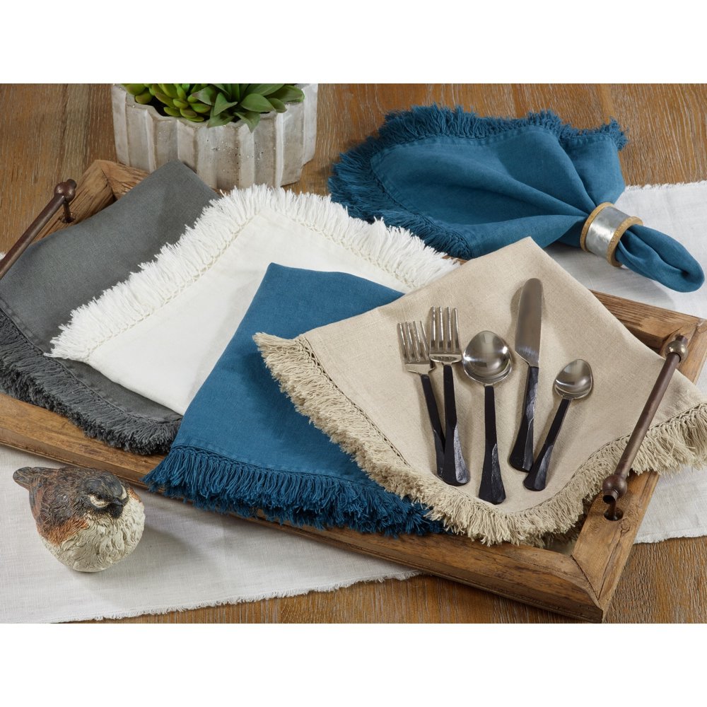 Saro Lifestyle Rustic Linen Napkins with Large Fringe Edges (Set of 4
