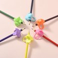 thumbnail image 1 of innovadoras originales, surtido de entrenador de agarre, corrección de postura para niños en edad preescolar, niños, adultos, necesidades especiales, zurdos o diestros (al azar, 6 piezas), 1 of 1