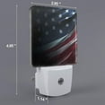 thumbnail image 2 of Balery American Flag Waving Print Luz Nocturna LED con Sensor Automático, Enchufe con Sensor Crepuscular, Luz Suave de 0.5W para Dormitorio, Pasillo, Baño-UK, 2 of 7