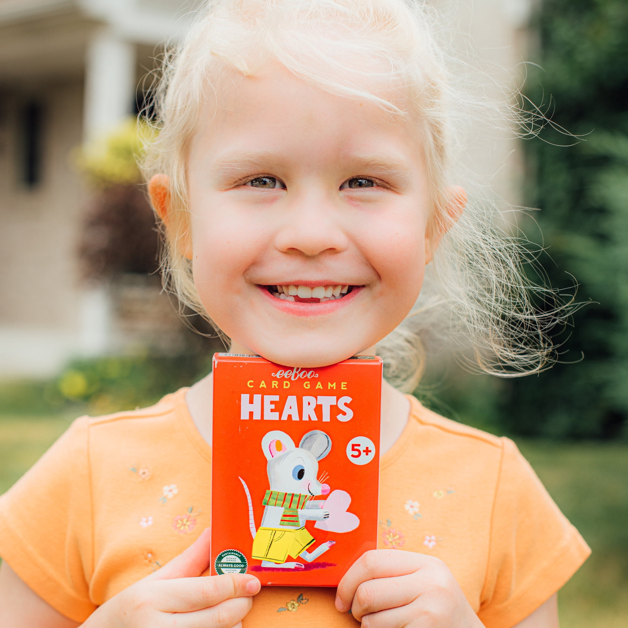 eeBoo: Hearts Playing Card Game - Classic Card Game, Kids & Family, Ages 5+