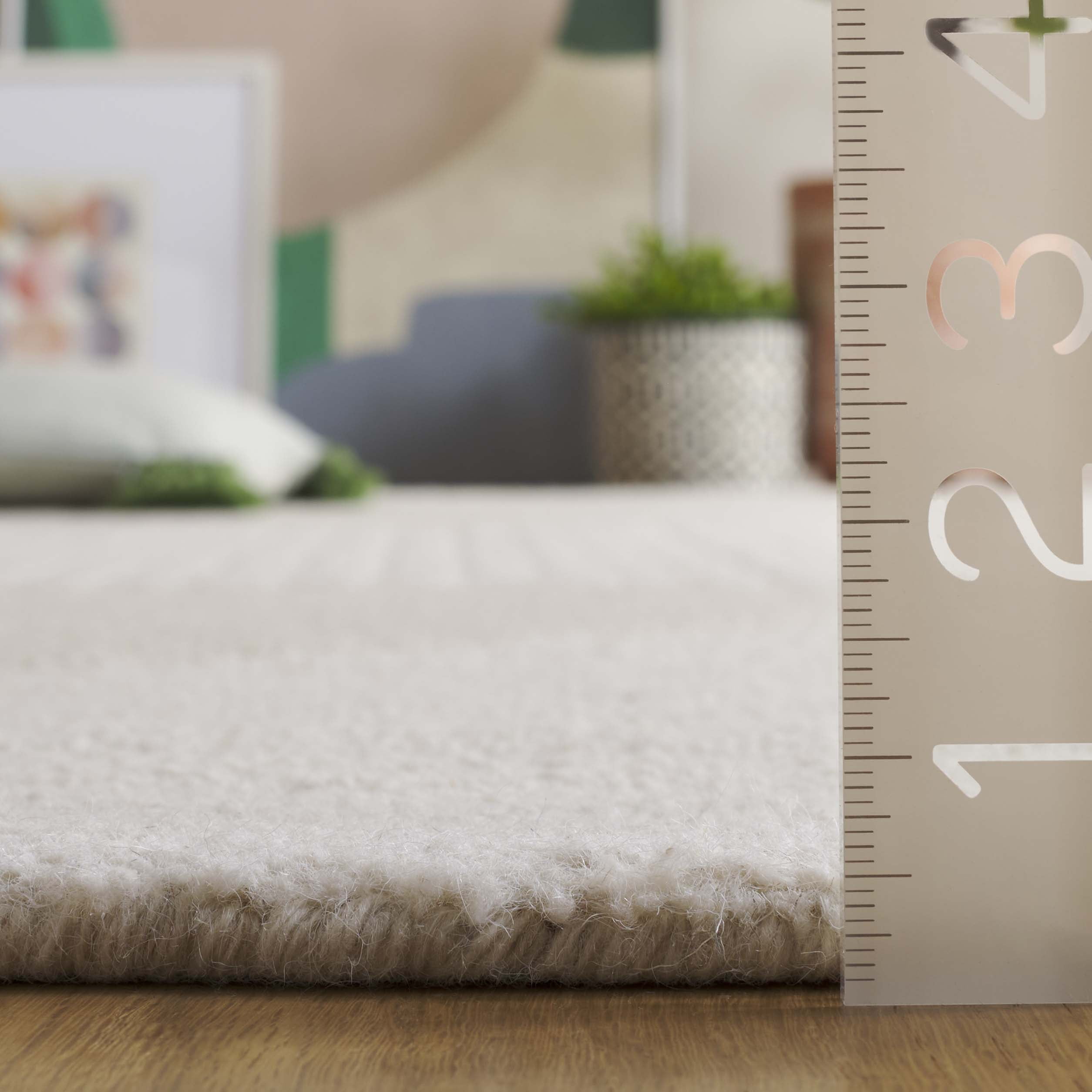 SAFAVIEH Rodeo Drive Gertrude Abstract Area Rug, Ivory/Beige, 5' x 8'