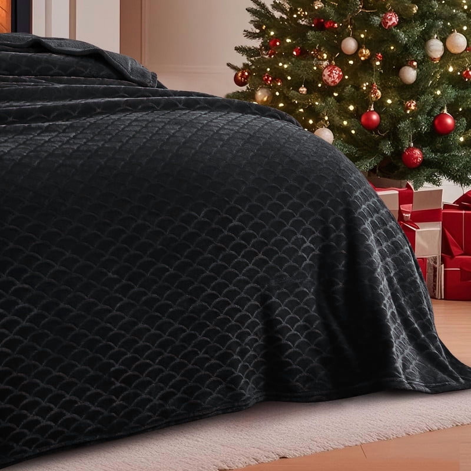 Aisbo Brushed Flannel Blanket Black King, Super Soft and Cozy Blankets All Season Use