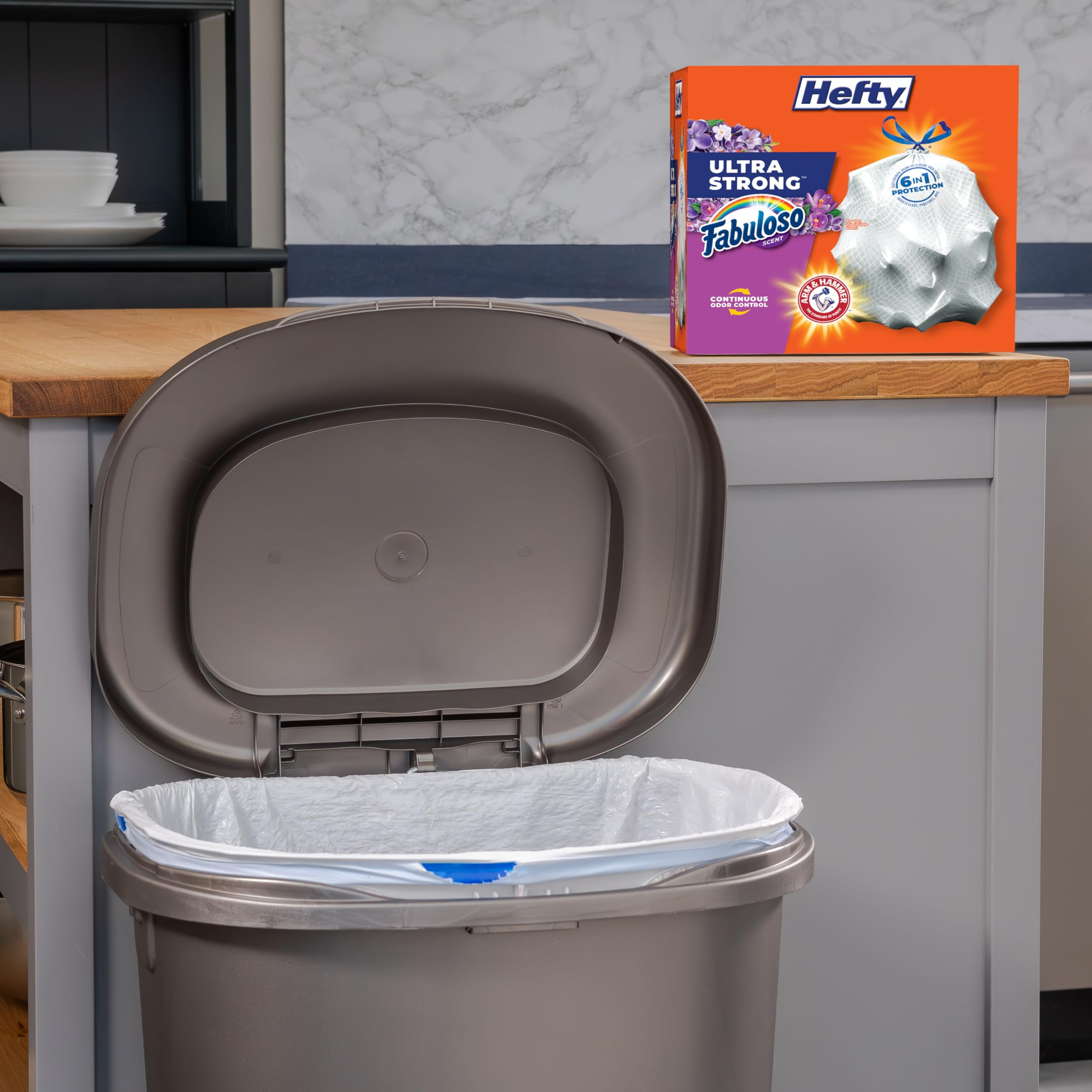 Hefty Ultra Strong 13 AIF9 Gallon Trash Bags, Tall Kitchen Trash Bags 13 Gallon Size, Resist Leaks, Punctures, and Rips, Continuous Odor Control, White, Fabuloso Scent, 80 Bags