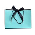 thumbnail image 1 of Bolso de mano con lazo, bolsa de papel, bolsa de ropa impresa, bolsa de regalo, bolsa de compras, bolsa de embalaje, bolsa de cosméticos, 1 of 1