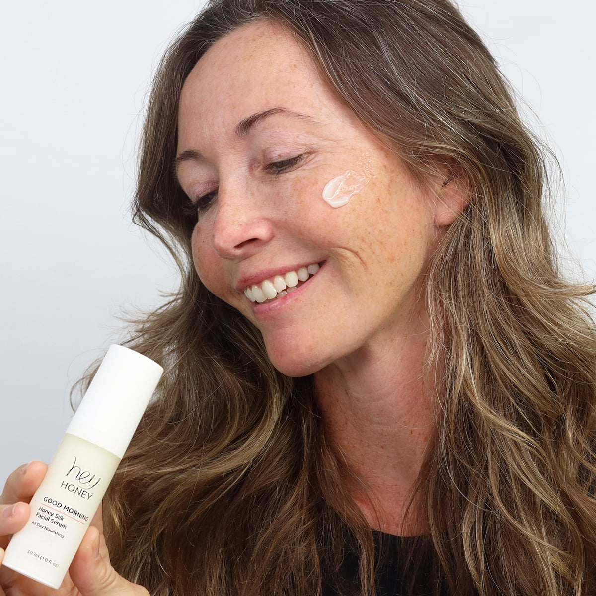 Hey Honey Good Morning Honey Silk Facial Serum – Smooths Fine Lines, Hydrates & Brightens, 1 oz | 30 mL