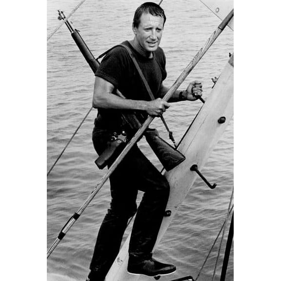 Jaws Roy Scheider with rifle on bow of boat looking for shark 24x36 Poster