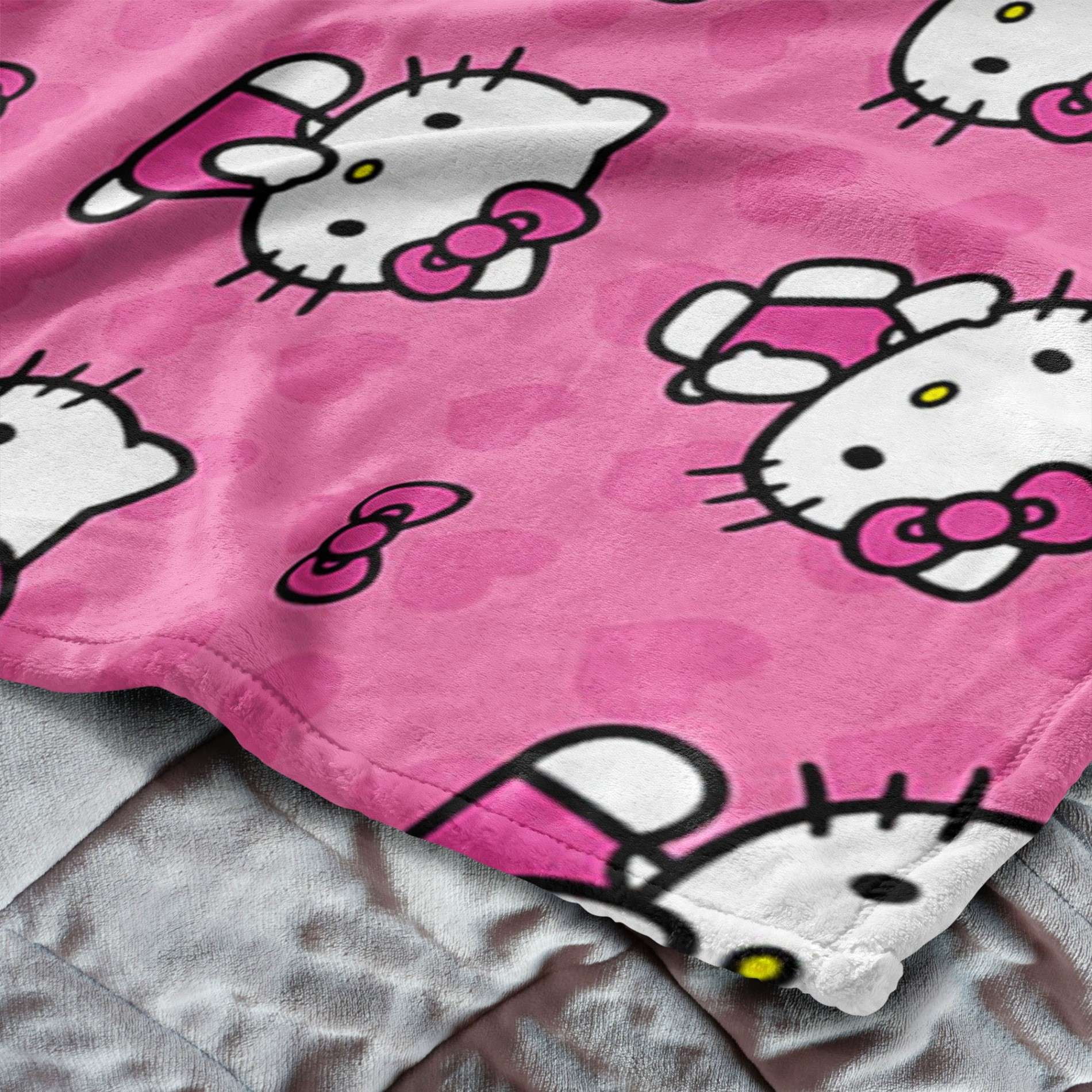 Sanrio Hello Kitty I Love Pink Kids Silk Touch Throw Blanket