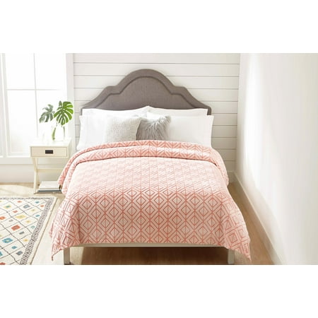 Better Homes & Gardens Velvet Plush Blanket, Blush, Full/Queen