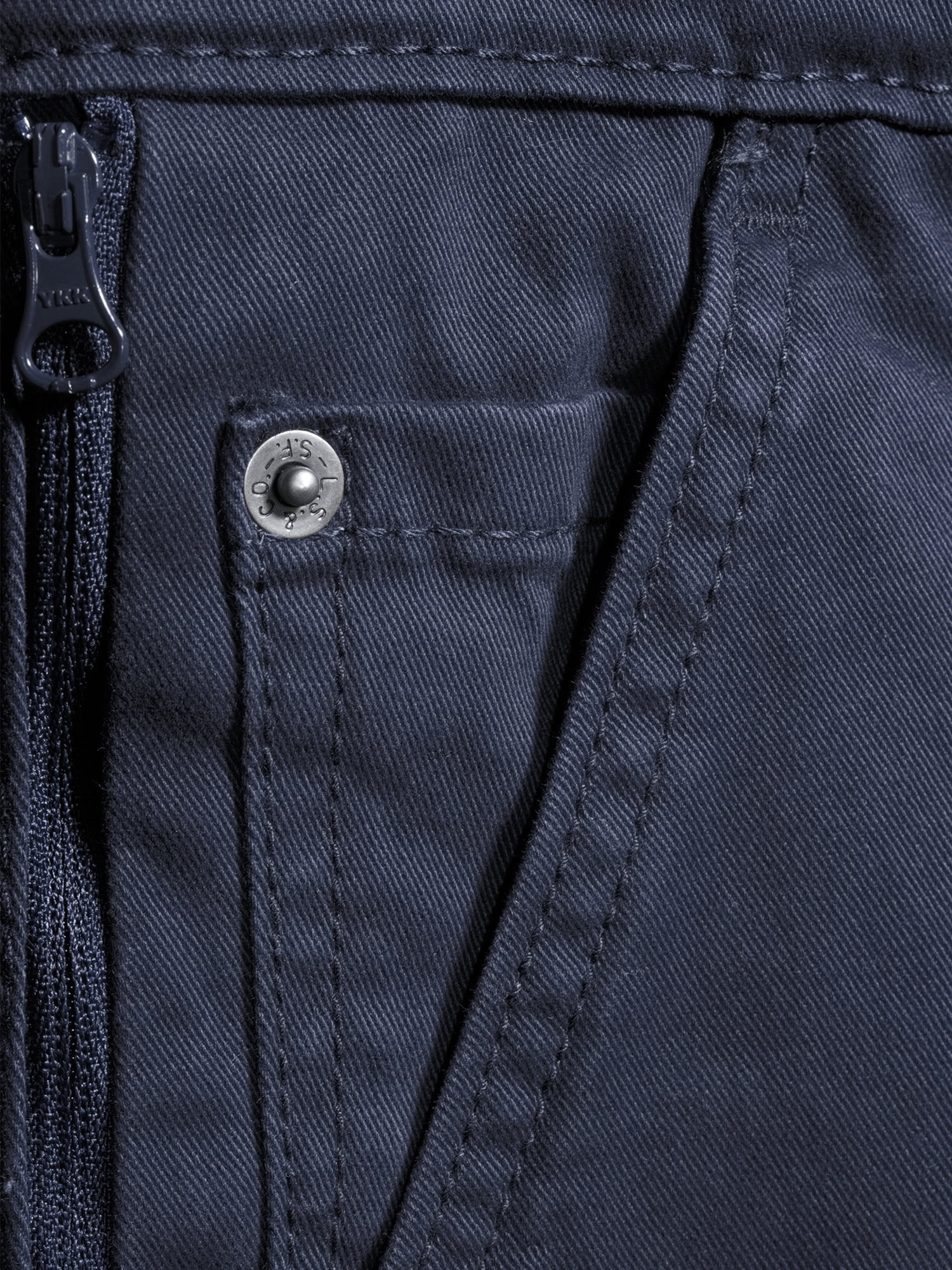 Levi Strauss Signature Men’s and Big Men’s Athletic Fit Hybrid Chino Pants