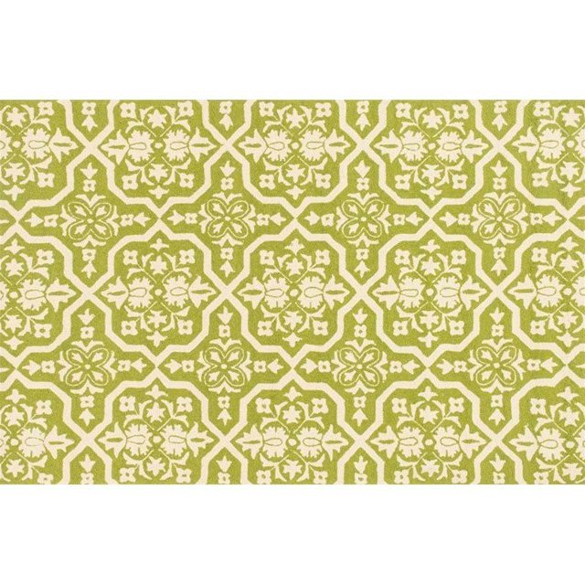 Loloi Venice Beach 5' x 7'6" Hand Hooked Rug in Peridot and Ivory