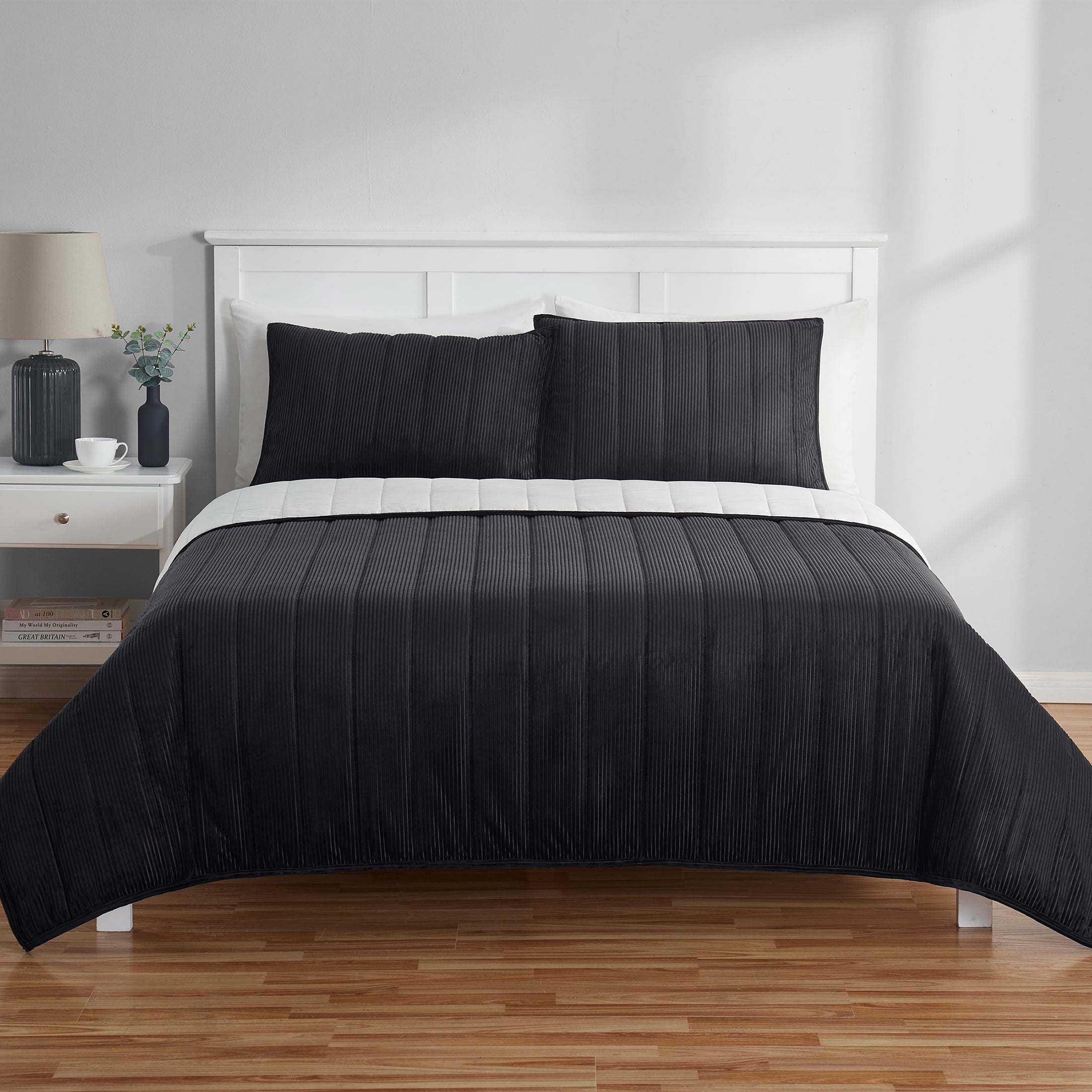 Mainstays Corduroy Quilt, Full/Queen, Black, Reversible Bedding