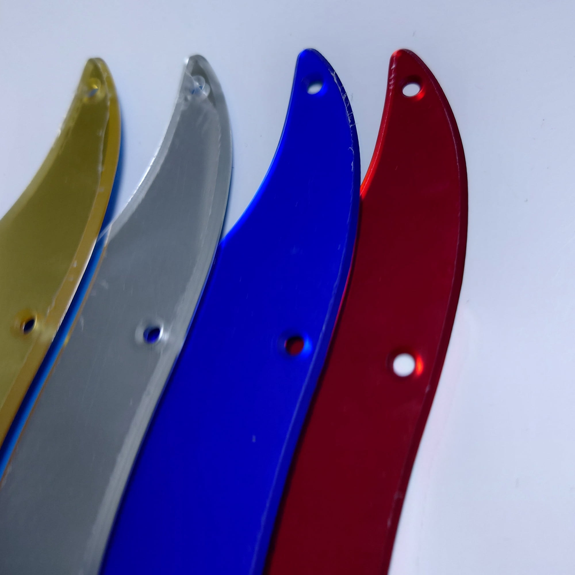 Custom Electric Guitar Pickguard For FD 11 Hole SSS Mirrors Pickguard Replacement parts 4 colours availab