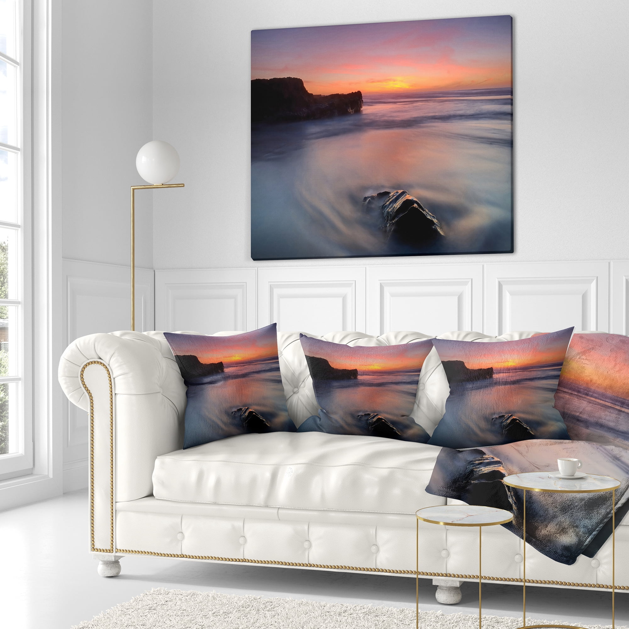 Designart Softness in the Tide Magoito Beach - Seashore Throw Pillow - 18x18