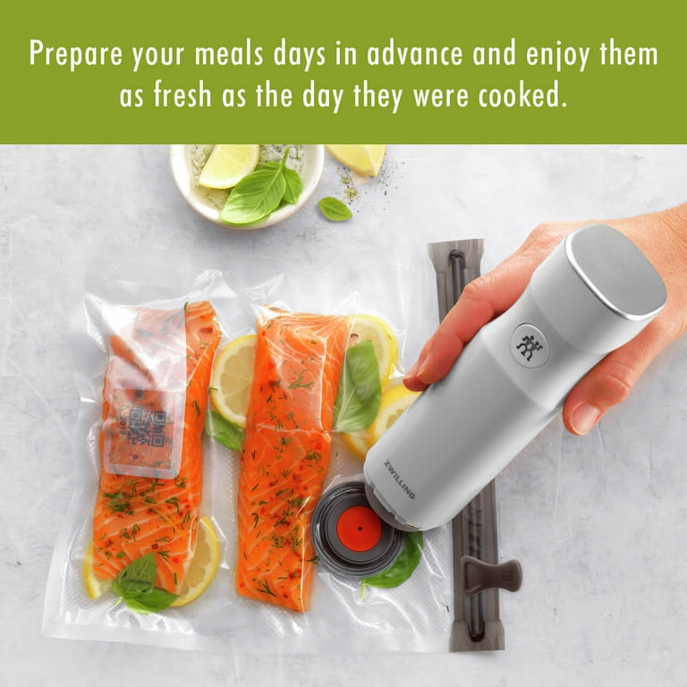 ZWILLING Fresh & Save 10-pc Vacuum Sealer Bags, Sous Vide Bags, Meal Prep -  Small, 10-pc Small - Smith's Food and Drug