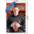 thumbnail image 2 of NFL Bengals de Cincinnati - Joe Burrow pose 20, 2 of 4