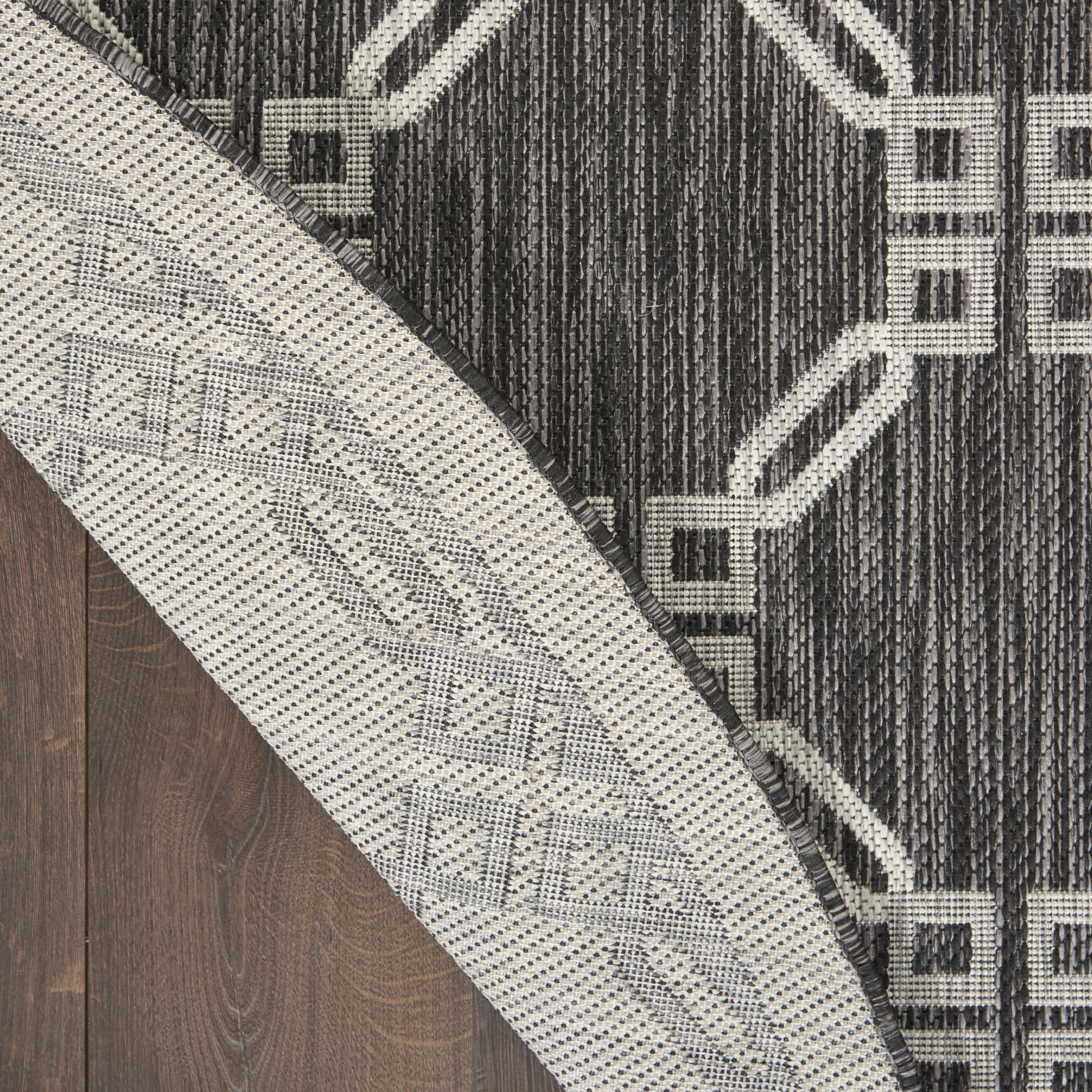 Nourison Country Side 5'3" x Round Charcoal Transitional Rug
