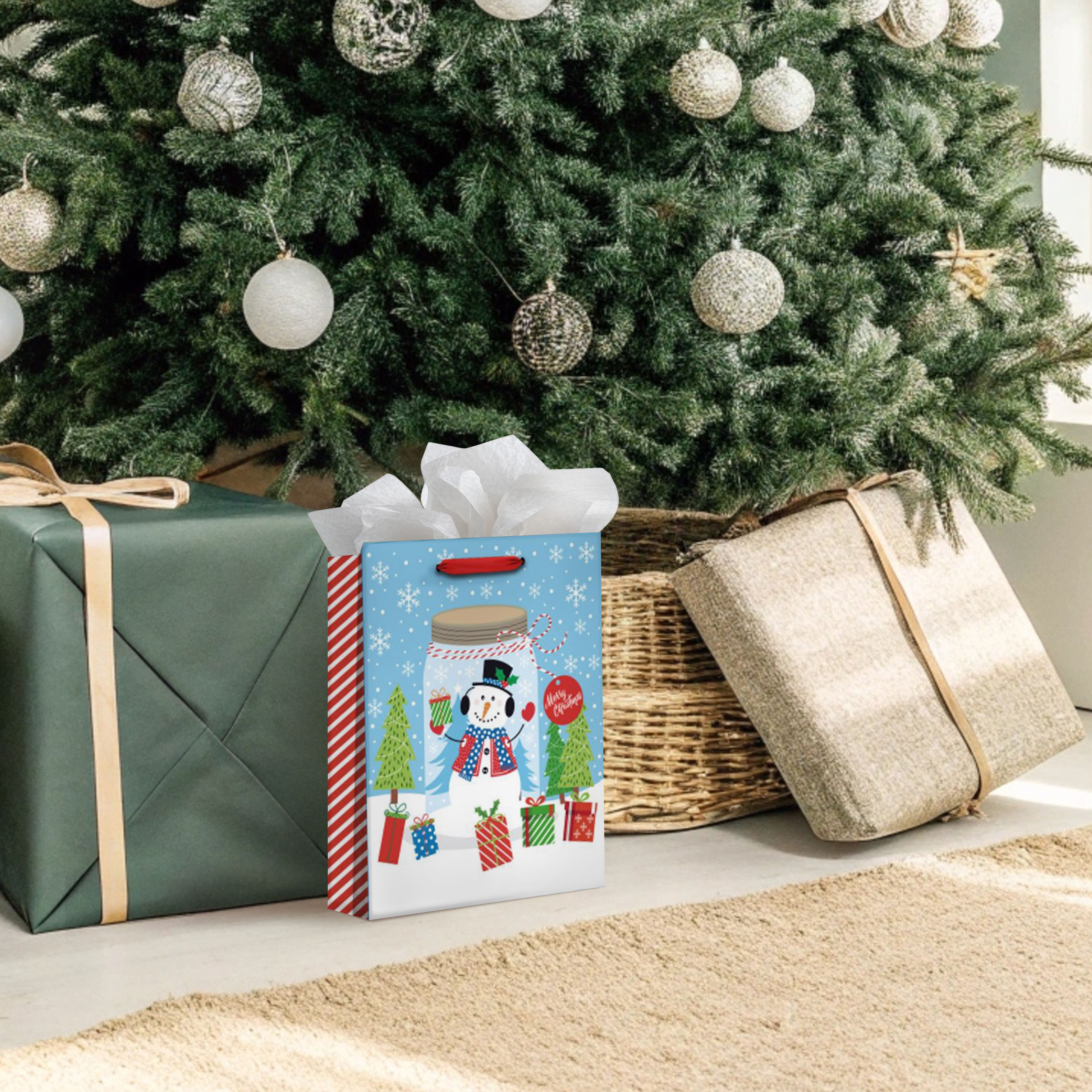 Holiday Time Glitter Gift Bag with Snowman Pattern, CHRISTMAS GIFT BAG WITH SNOWMAN PATTERN