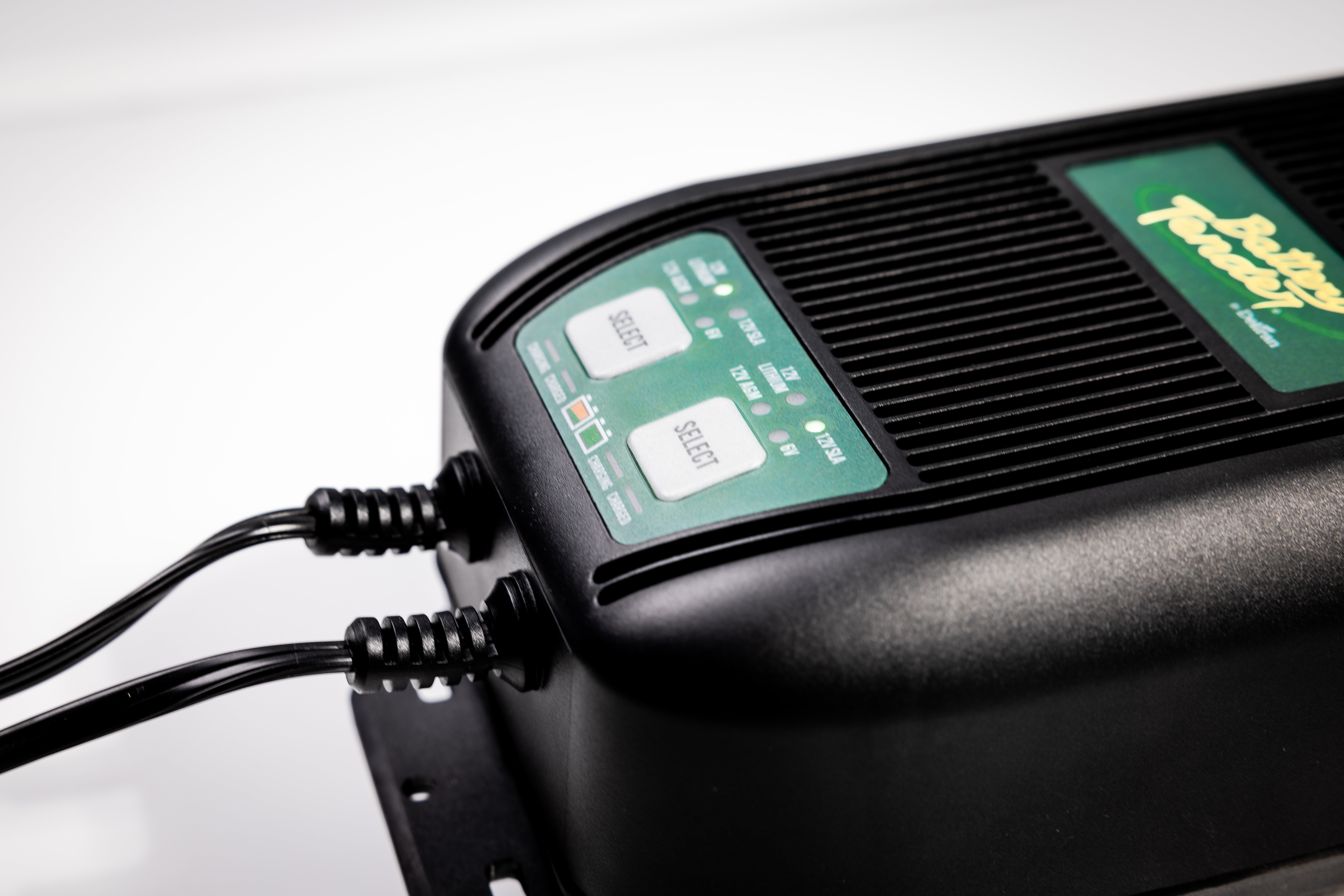 Battery Tender 6 AMP - 2 Bank Multibank Charger - 3 AMPs Per Bank - Selectable 12V / 6V - Smart and Switchable Multi Battery Charger and Maintainer - 022-1002-DL-WH