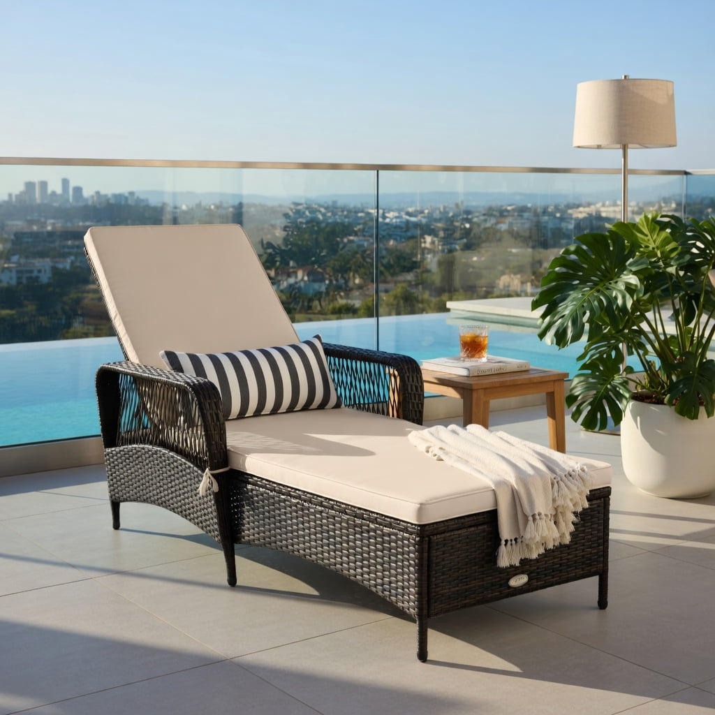 Hommoo Adjustable Outdoor Wicker Chaise Lounge Chair with Weather-Resistant PE Rattan, Cushion & Lumbar Pillow, Patio Recliner for Poolside, Balcony & Garden, Brown
