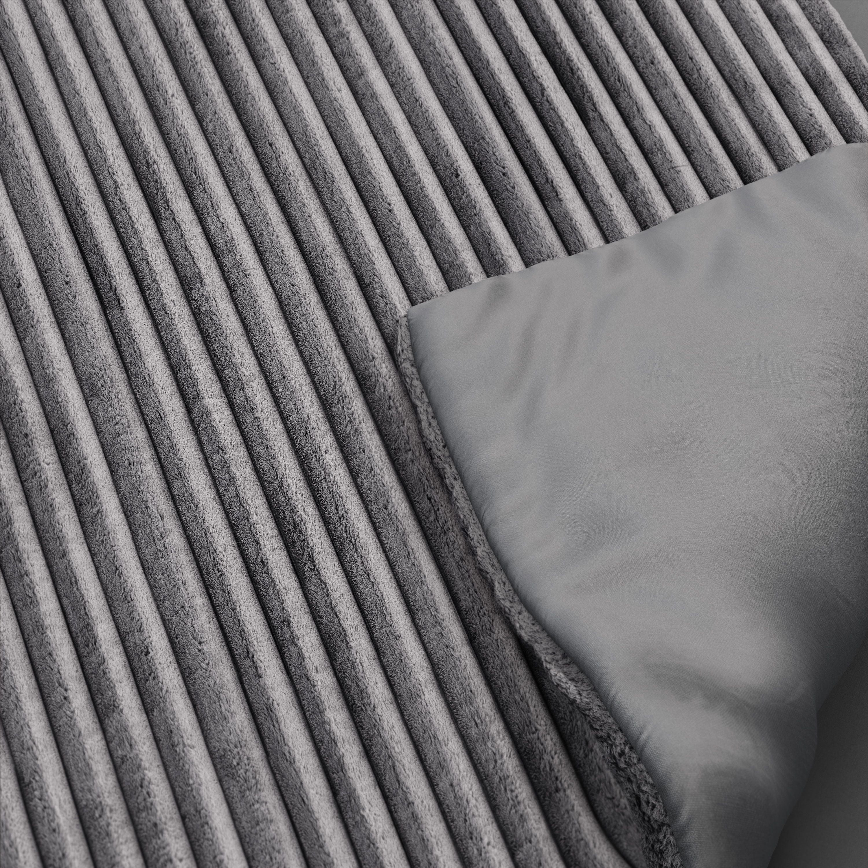 Mainstays Kids Gray Solid Plush Ribbed Corduroy Comforter Set, Twin, 2 Pieces