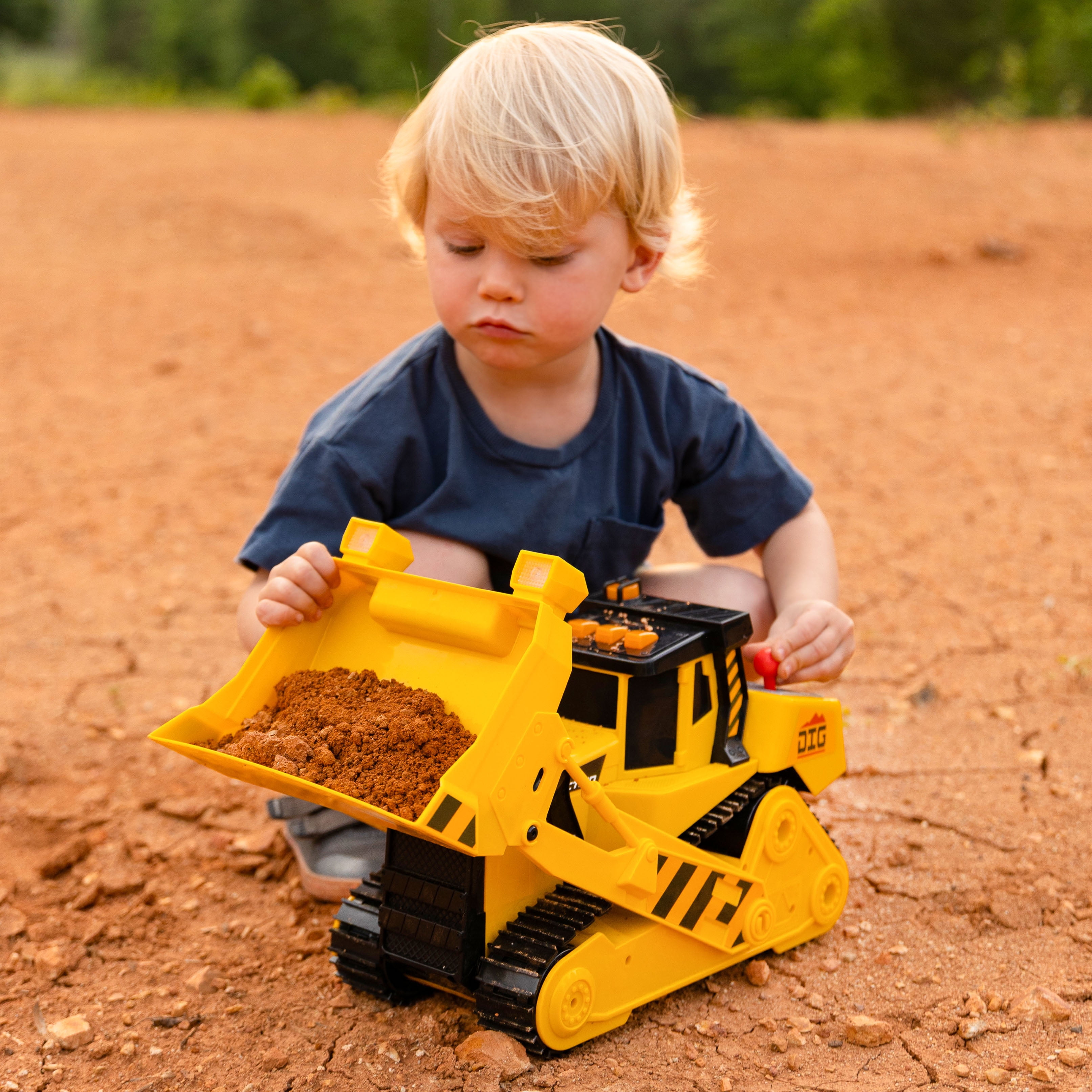 Maxx Action 16" Dozer with Joystick Controls, Lights, Construction Sounds, Motorized Movement, and Real Working Bucket, Maxx Action Maxx Power Dozer