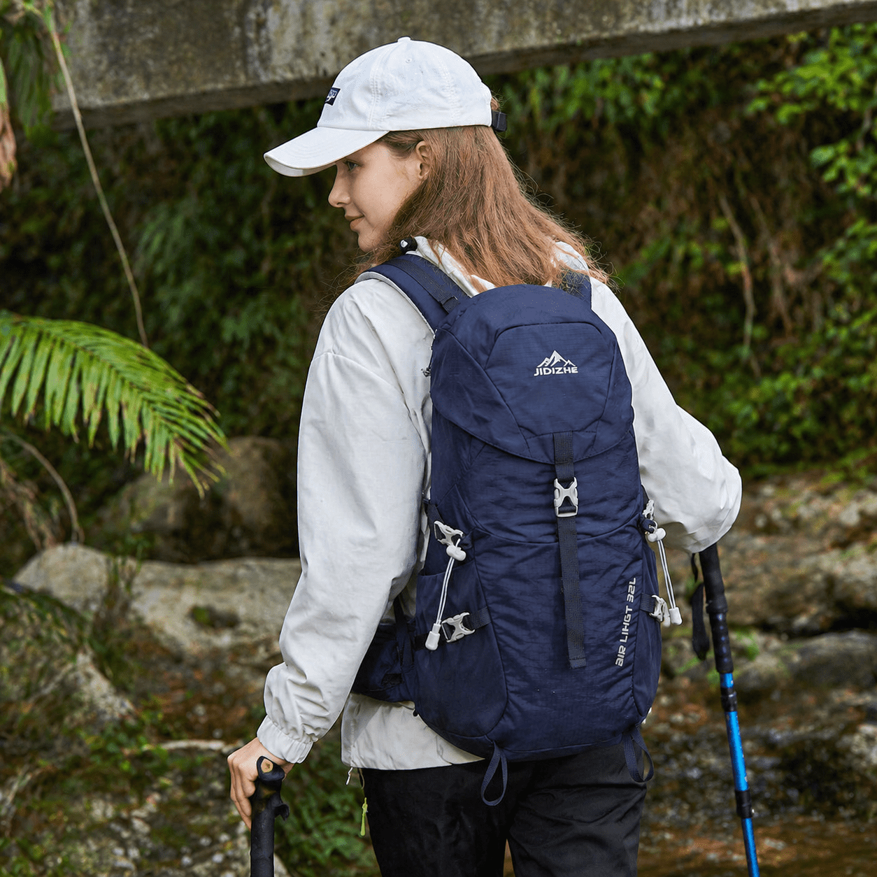 JIDIZHE 32L Polar Explorer Hiking Backpack Lightweight Water-Resistant Outdoor Travel Backpack for Men & Women Blue