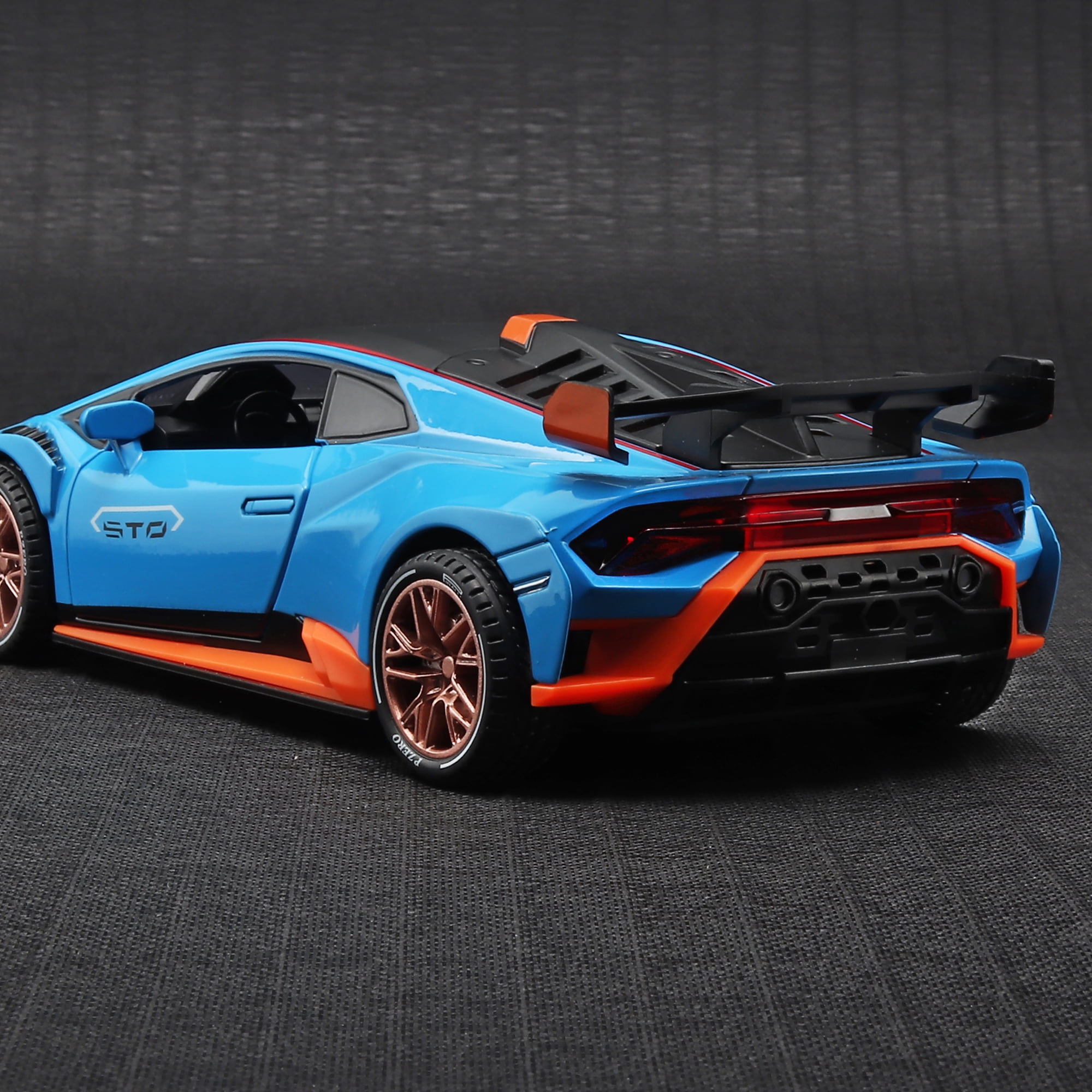 Anmyjuly Model Car 1/24 Scale Lambo Huracan STO Die Cast Metal Toy Cars,Pull-back Car with Lights and Sounds,Blue
