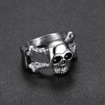 thumbnail image 3 of Anillo de calavera de acero inoxidable vintage para hombre y mujer, estilo rock punk, joyería para los dedos., 3 of 4