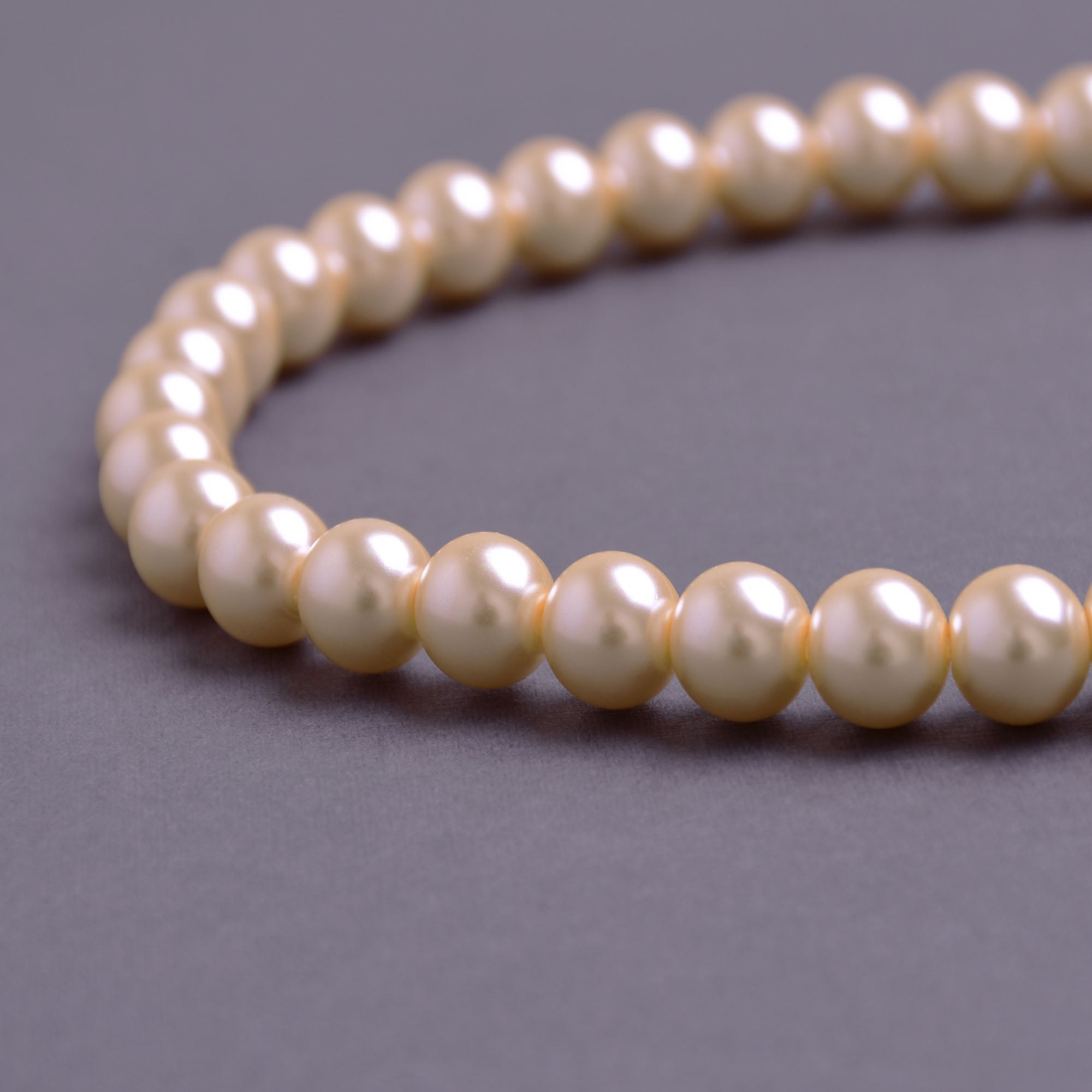 2000 pcs  White/ Ivory Decor Craft Pearls Decorative Half Pearl Beads 10mm 