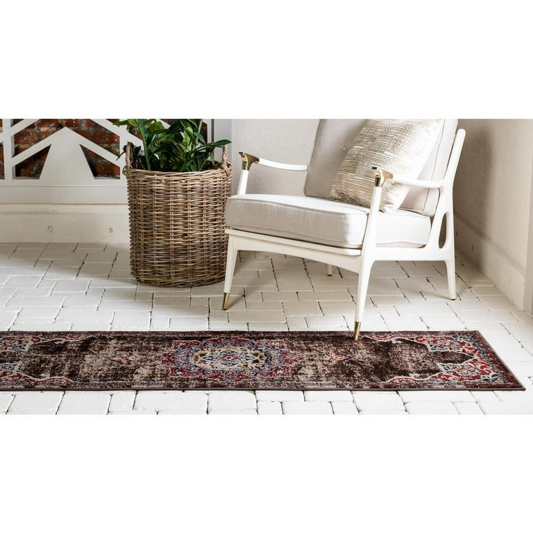 Style Selections 2 X 6 (ft) Brown Indoor Border Machine Washable Runner Rug  in the Rugs department at