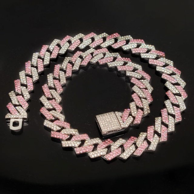 Collar de cadena de estilo cubano con cadena de oro grande de diamantes con labios de hip-hop de estilo europeo y americano