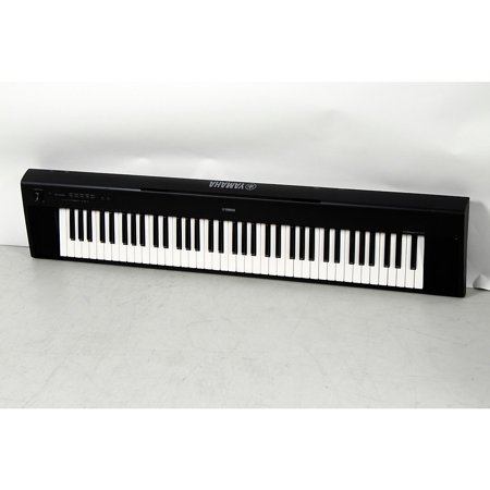 Yamaha NP32 76-Key Piaggero Portable Keyboard Level 2 Black 888366033999