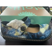 GLOLILY MARY WOMEN'S NURSING SHOES/CLOGS SIZE 10