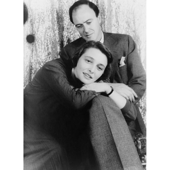 Roald Dahl (1916-1990) History (18 x 24)