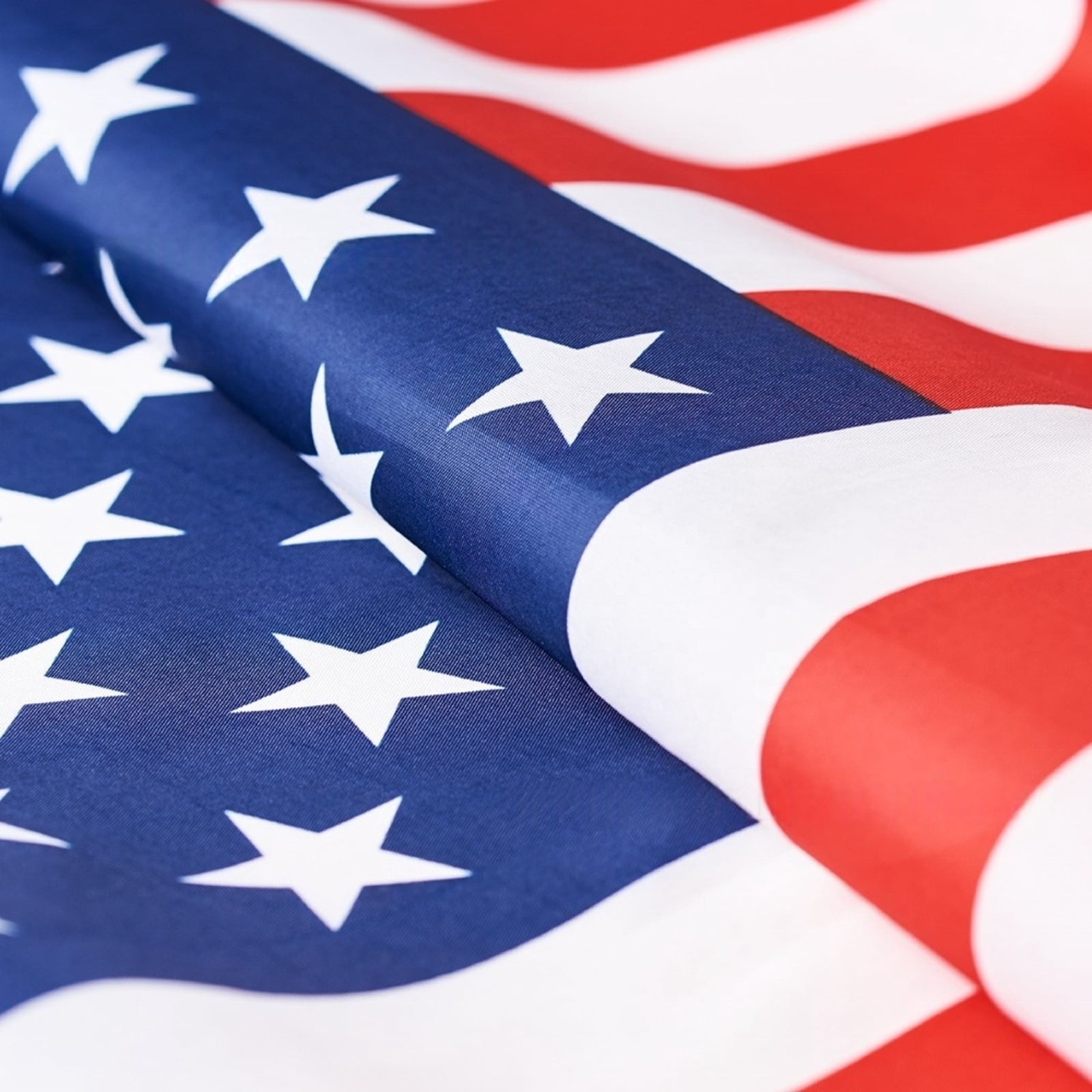 20 Pcs 8x12 Inch Small American Flags on Sticks, Small US Flags/Mini American Flags for Outside ,Handheld US Flags Stick,Memorial Day Decorations,Independence Day,Patriotic Decorations
