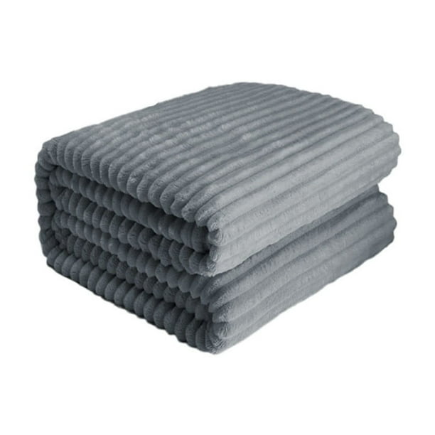 Manta Raschel de doble capa, suave y gruesa. Un artículo imprescindible para calentar en invierno. Adecuada para camas, sofás y otros ambientes, que proporciona la máxima comodidad.