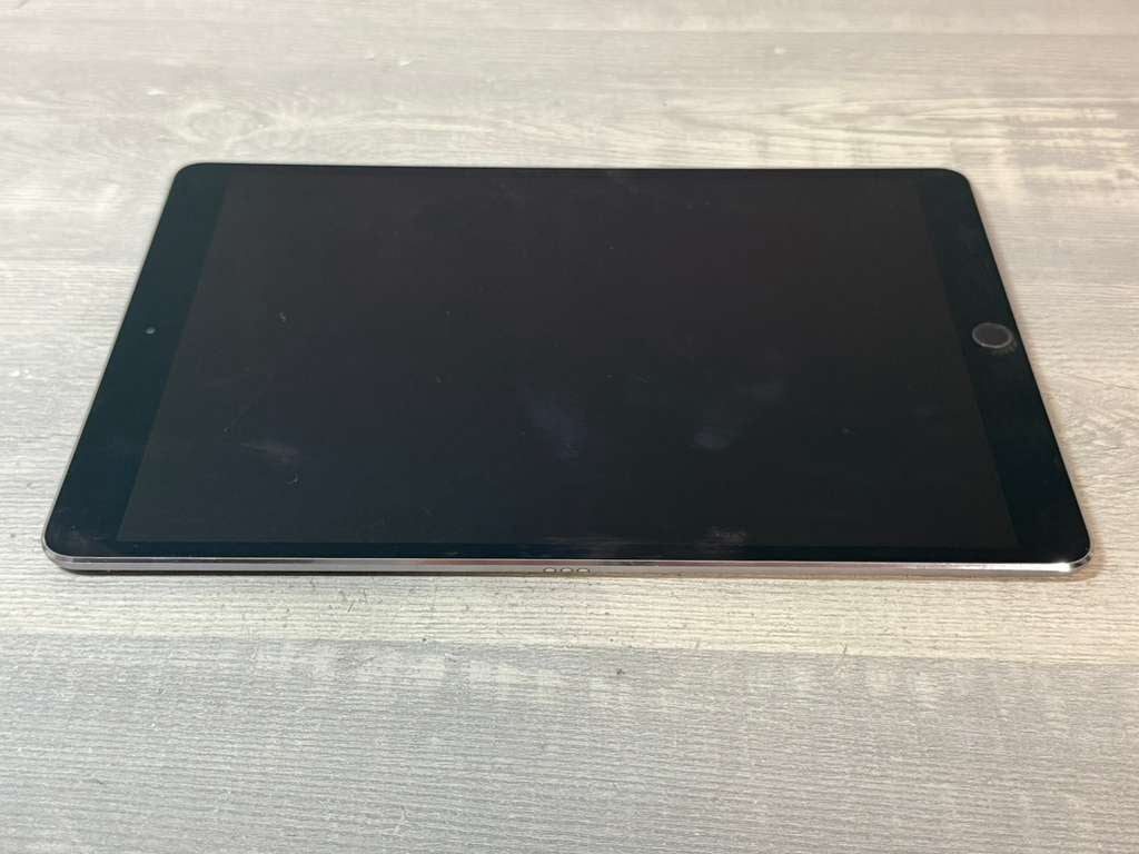 Pre-Owned Apple iPad Pro 10.5" A1709 64GB Space Gray Wi-Fi Tablet