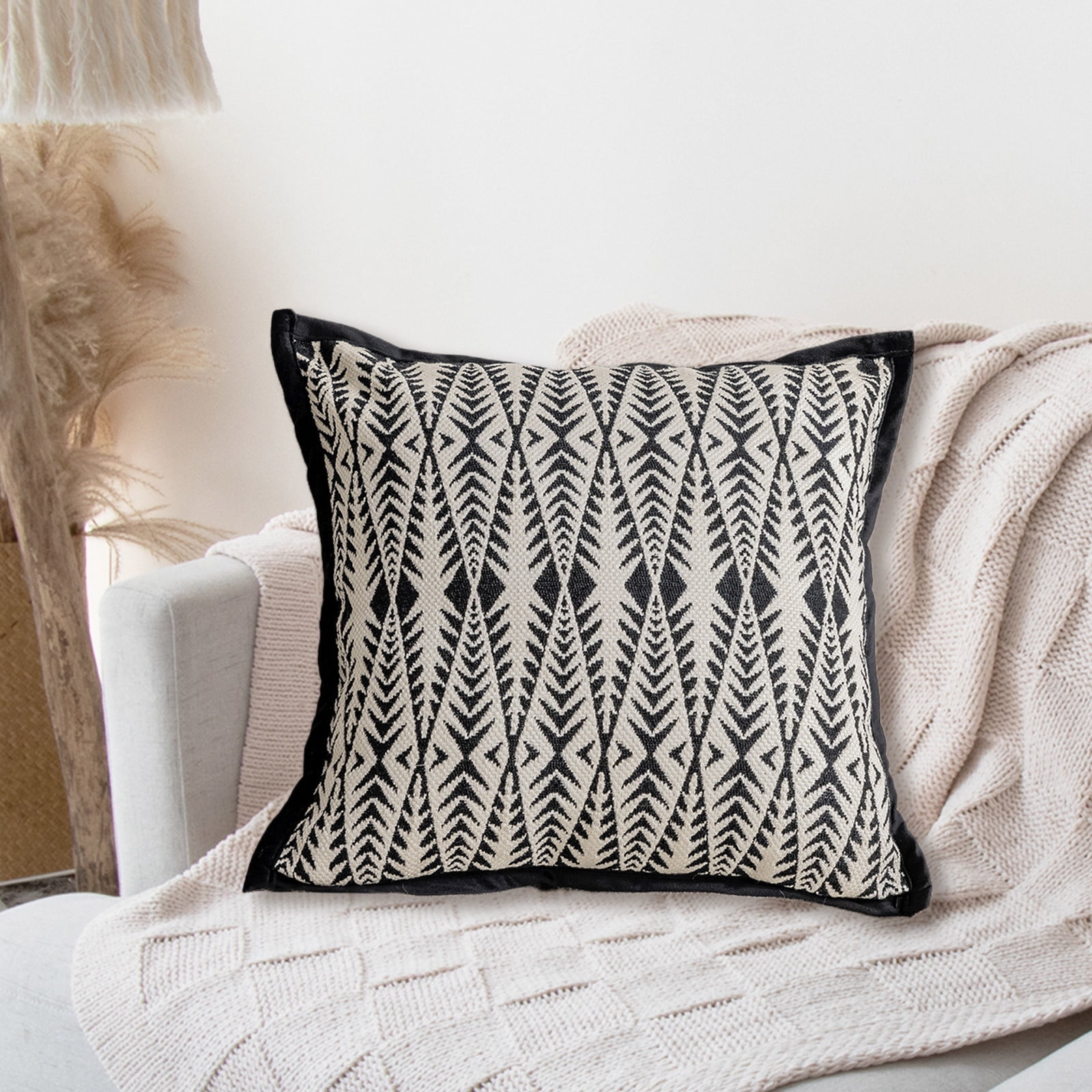 PureCasa Polyester Throw Pillow for Bed Sofa Couch, Household Throw Cushions Decorative Pillows for Indoor Outdoor, Modern Simple Style Home Decor for Living Room Bedroom, 18"x18", 1PC, B