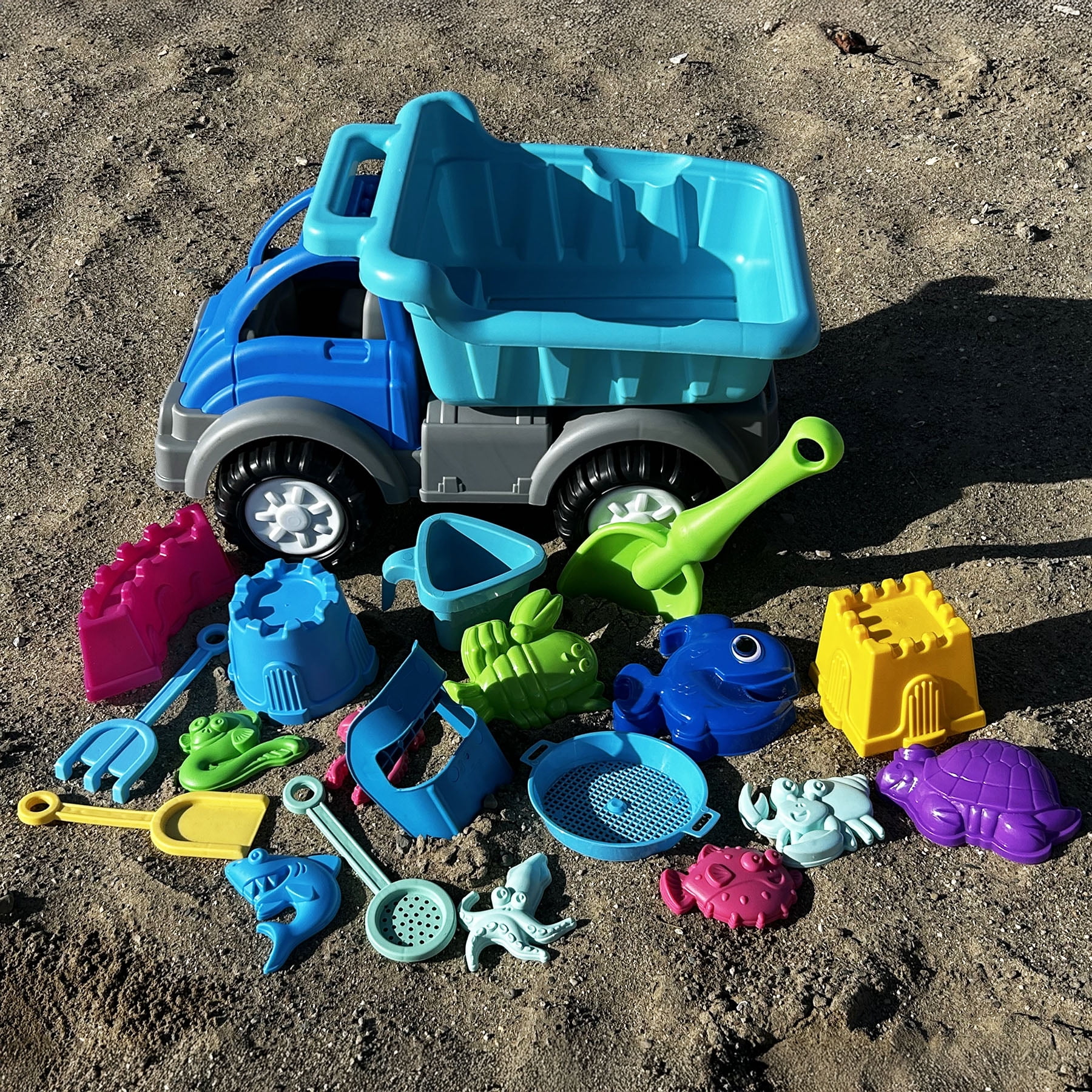 American Plastic Toys Large Dump Truck Sand Toys Set