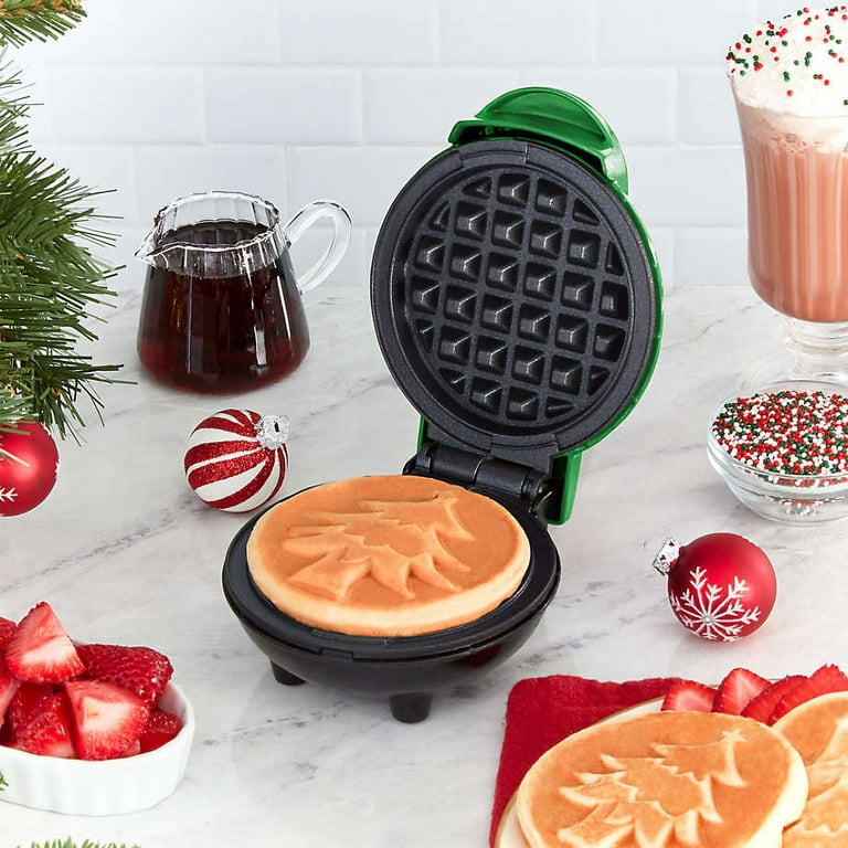 Dash Christmas Tree Mini Waffle Maker - Green