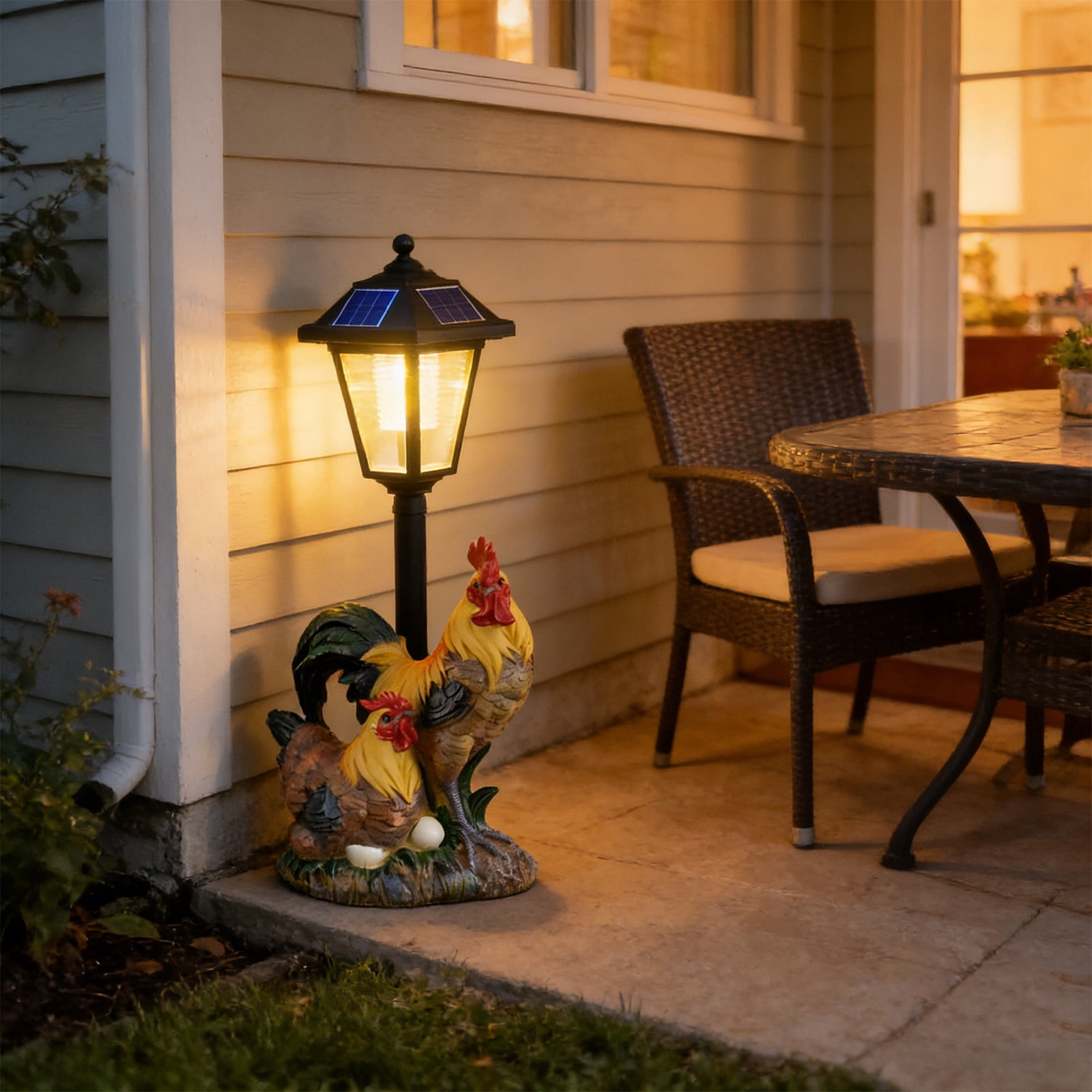 Outdoor Waterproof Solar Chicken Lamp, LED Illuminated Resin Statue, Couple Chicken Garden Light, Decor for Yard Pathway Patio Home Decoration