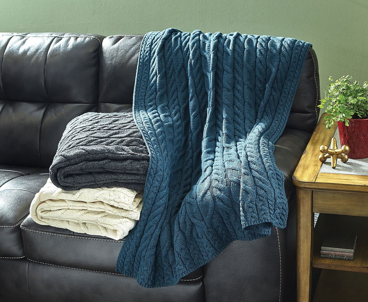 Aran Woollen Mills Cable Knitted Blanket 100% Premium SuperSoft Merino Wool Throw 40" x 60" Made in Ireland