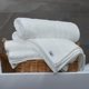 thumbnail image 2 of Juego de 4 toallas de baño, 100% algodón, 70 x 140 cm, color blanco, 2 of 9