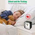 thumbnail image 3 of Reloj despertador analógico silencioso, reloj despertador matutino, reloj despertador de cuarzo de plástico, pequeño reloj despertador con pilas que no hace tictac, reloj despertador de viaje (negro) Sincero Electrónica, 3 of 5