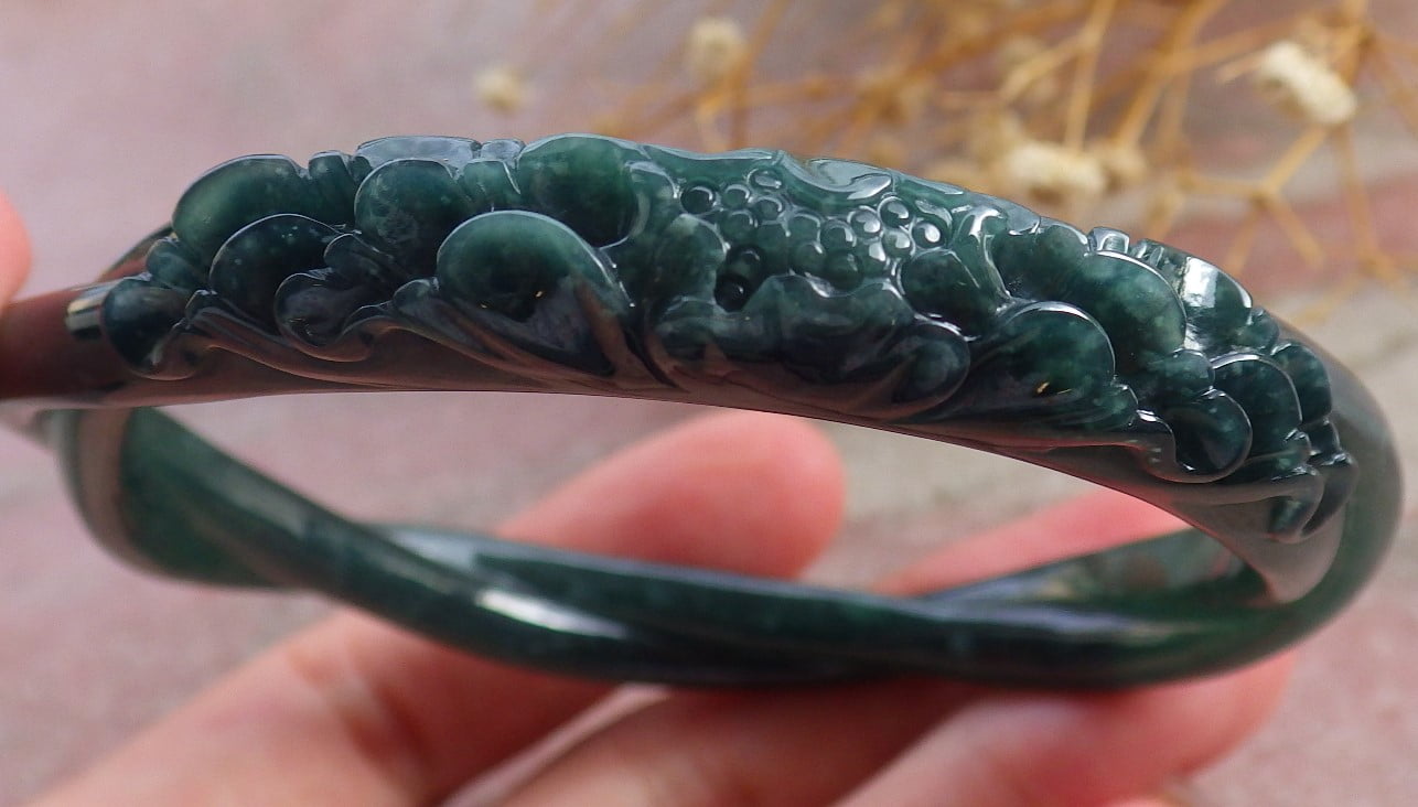 Icy Green Natural A JADE Jadeite Flower Knotted Bangle Bracelet 61 mm 683959 TN