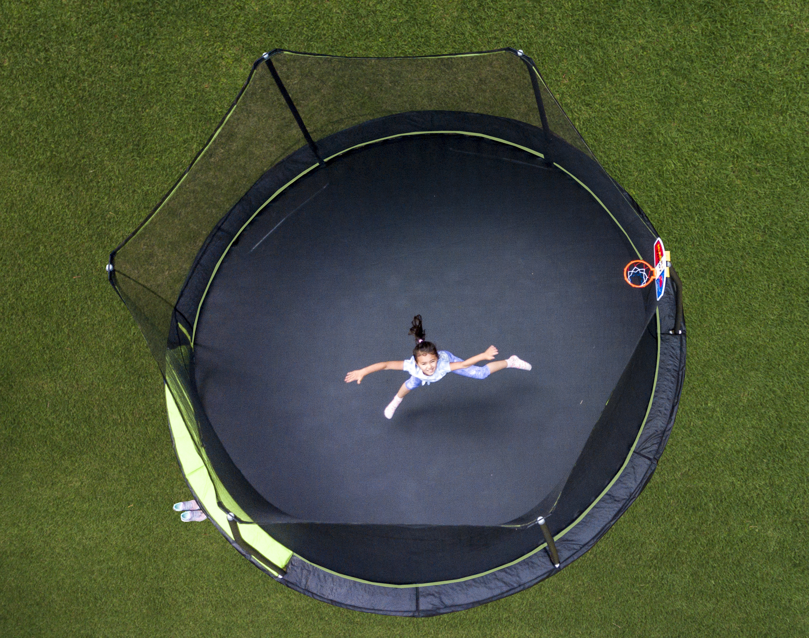 Jump King 14ft Trampoline With Basketball Hoop, Safety Enclosure, Green - image 3 of 10
