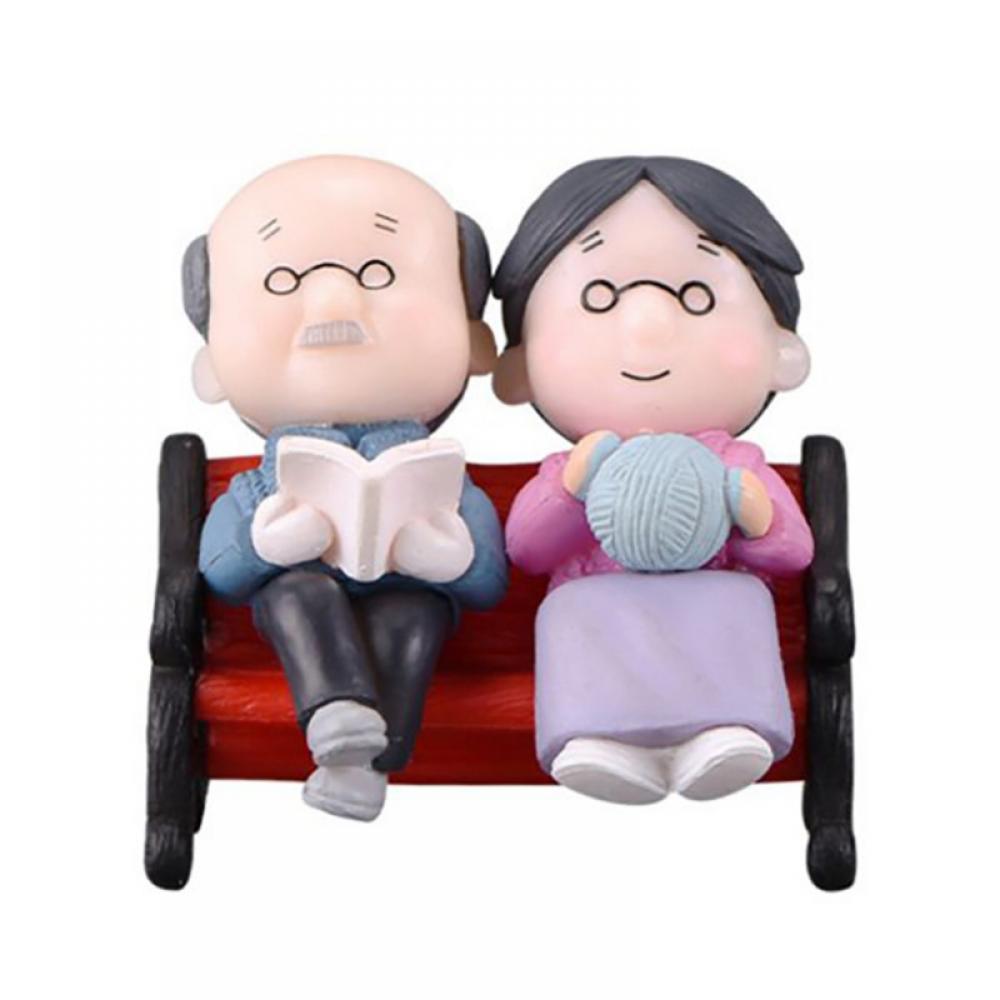 Keimprove Old Couple Statue Ornament with Garden Chair Realistic Non